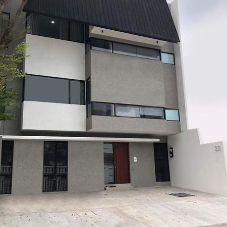 Hotel Cozy Puri Yakarta Exterior foto